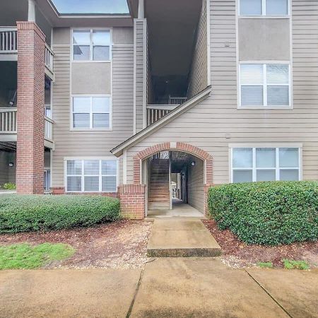 Cozy 1-Br Apartment With A Seasonal Pool Charlotte Exterior photo