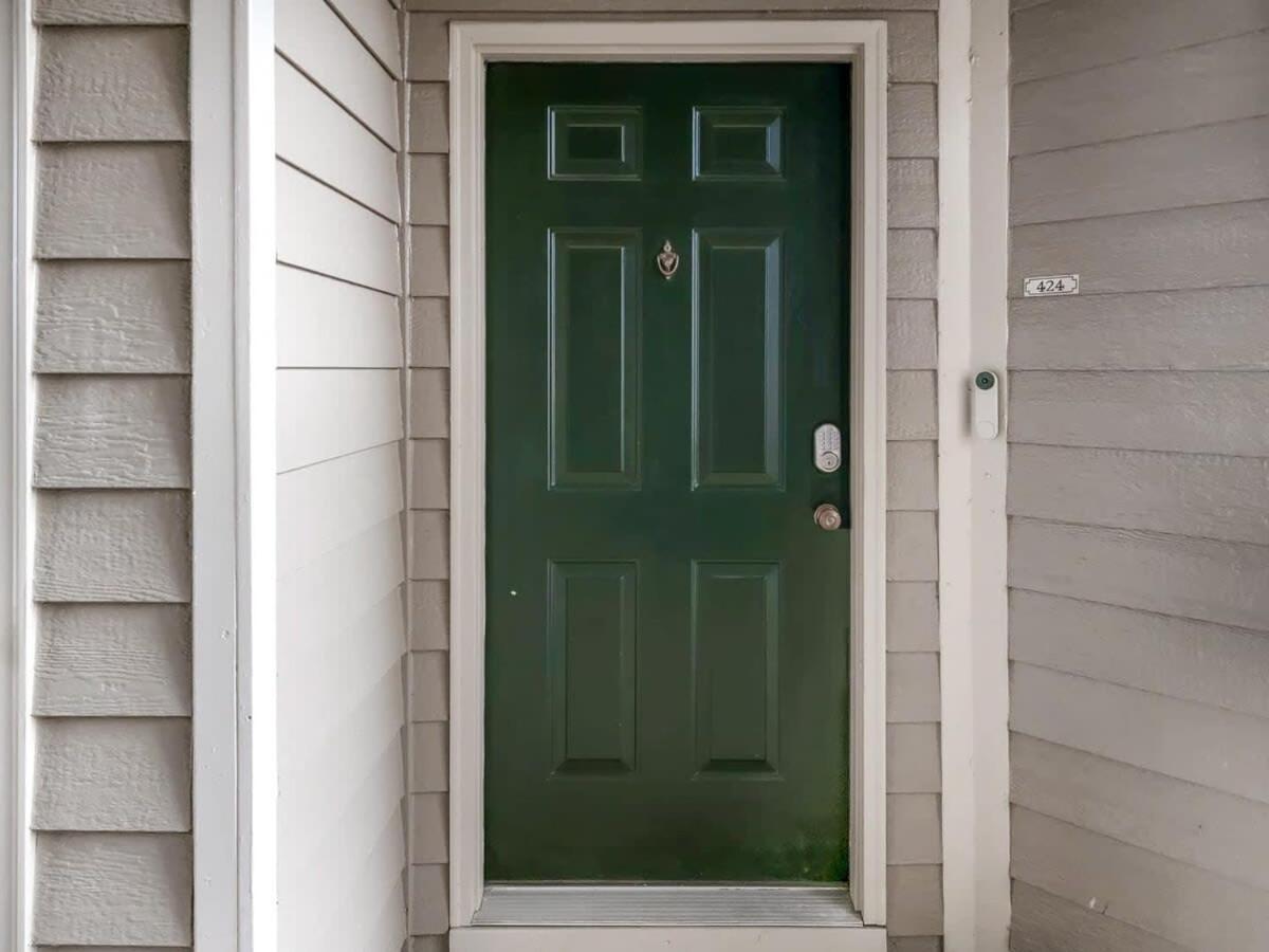 Cozy 1-Br Apartment With A Seasonal Pool Charlotte Exterior photo